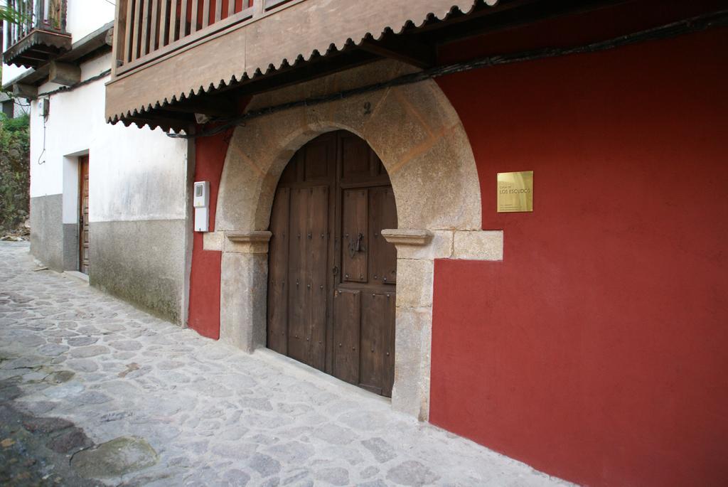 Apartamentos Rurales Spa Casa De Los Escudos Valverde de la Vera المظهر الخارجي الصورة