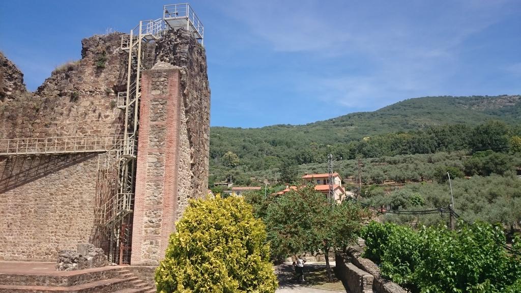 Apartamentos Rurales Spa Casa De Los Escudos Valverde de la Vera المظهر الخارجي الصورة